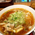 ニャーヴェトナム・フォー麺 - 