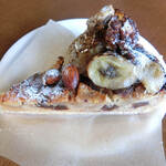 fika. - 焼きバナナと木の実とりんごのタルト