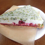 fika. - ホワイトチョコレートとピスタチオのタルト