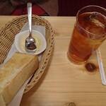 珈琲所コメダ珈琲店 - 母注文、お伊勢さんの和紅茶「瑞(みずき)」のアイス550円＋モーニングB