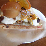 fika. - オレンジとババのタルト