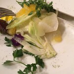 サラマンジェ ド ヨシノ - フェンネルの茎もいただきます