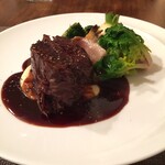 サラマンジェ ド ヨシノ - 牛頬肉ワイン煮、焼き野菜添え