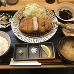 箱崎 井のかわず - 上ロースかつランチ＝９５０円