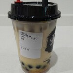 雲茶 - マンゴーミルクのタピオカドリンク (税込)550円 ※商品ラベル　(2020.02.16)