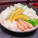 タンと焼肉 やま龍 - 