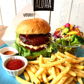 Hawaiian Cafe&Dining GOOD LIFE SURF DINER_0