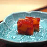 津の守坂 小柴 - 【餜子（あまみ）】、草莓（いちご）と橘（たちばなのみ）の"果凍（にこゞり）"