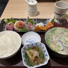 海鮮丼 日の出 博多デイトス店