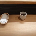 ももふく - おしぼりとお茶(20-02)