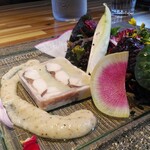 リズエアール - トロ鯖の燻製とジャガイモのブレッセ