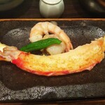 かにしげ - 陶板焼き？溶岩焼き？