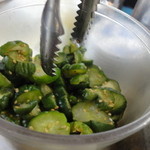 天麩羅処ひらお - キュウリのお新香