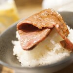 本気焼肉 肉とめし 肉寿司 - にくとめし