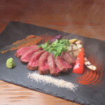 燻製バル モトカラ - 絶品！備前黒牛ロースト　瞬間燻製