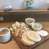 カフェ ダイニング カーラ