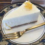 Moka Jikabai Sen Kohi Ten - ホワイトチョコのチーズケーキ