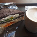 スターバックスコーヒー - ポテトベーコンサンド＆スタバラテ