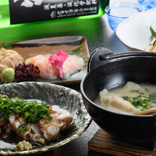 Enjoy the legendary local chicken “Amakusa Daioh” with a wide variety of menus.