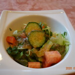 ボンファム - カレーセットのサラダ