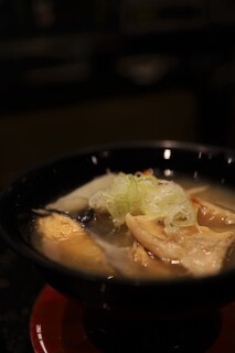 Gurume Kaitenzushi Kantarou - 鮭のあら汁