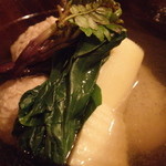 土家 - 蕎麦がきが入った椀物；アップ