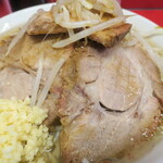 ラーメン二郎 - 豚