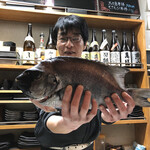 食彩厨房 甚兵衛 - ご主人と石鯛（掲載承諾済）