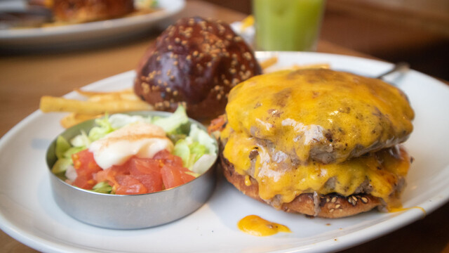 ザ バーガーショップ 393 The Burger Shop 393 笹塚 ハンバーガー 食べログ