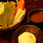 炭火焼鳥てっぺん - 生野菜サラダ