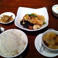 パンダ レストラン - うま煮みたいな感じ。