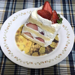 125701888 - 苺ショート