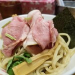 馳走麺 狸穴 - 麺とトッピング。