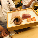 山玄茶 - 横輪ガツオ　本マグロの幼魚　長崎産真蛸　ヤリイカ　ヒラメ　赤貝　松浦の赤ウニ　真河豚の煮凝り