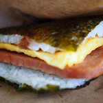 ポークたまごおにぎり本店 - 