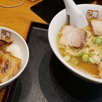 喜多方ラーメン 坂内 - 