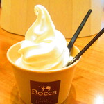 Bocca - 北海道生乳１００％濃厚ソフトクリーム・７巻き　４８０円（税込）【２０２０年２月】