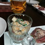 洋惣菜 亀洋 - 牡蠣と魚卵のカクテル✨