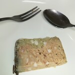 洋惣菜 亀洋 - 鶏とレバーのパテ　旨し