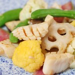 悠 - ホタテと季節野菜の塩味炒め