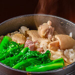 Hakata chicken and mushroom Kamameshi (rice cooked in a pot)