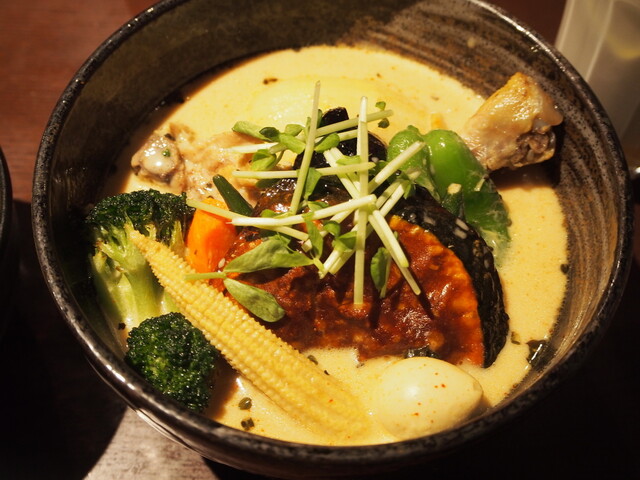 イエロー Soup Curry Yellow 豊水すすきの スープカレー 食べログ