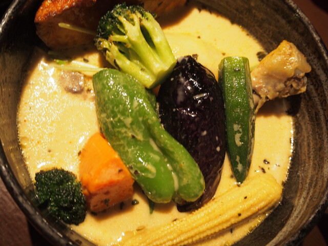 イエロー Soup Curry Yellow 豊水すすきの スープカレー 食べログ