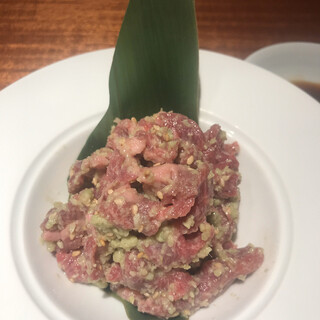 ツンとした辛さがクセになる◇《ワサビまみれ中落ちタン塩》