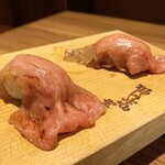 焼肉 ジャンボ - 和牛のにぎり 一貫 580円