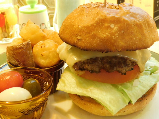 クリバーガー Kuriburger 北参道 ハンバーガー ネット予約可 食べログ クリバーガー Kuriburger 北参道 ハンバーガー ネット予約可 食べログ