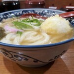 釜たけうどん - かす玉天うどん横から