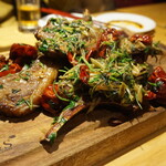 老虎菜 本店 - 仔羊のキャレ 十三香粉炒め