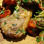 老虎菜 - 仔羊のキャレ 十三香粉炒めUP