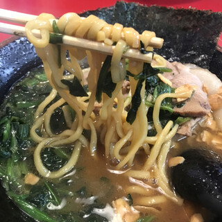 家系ラーメン 王道_1